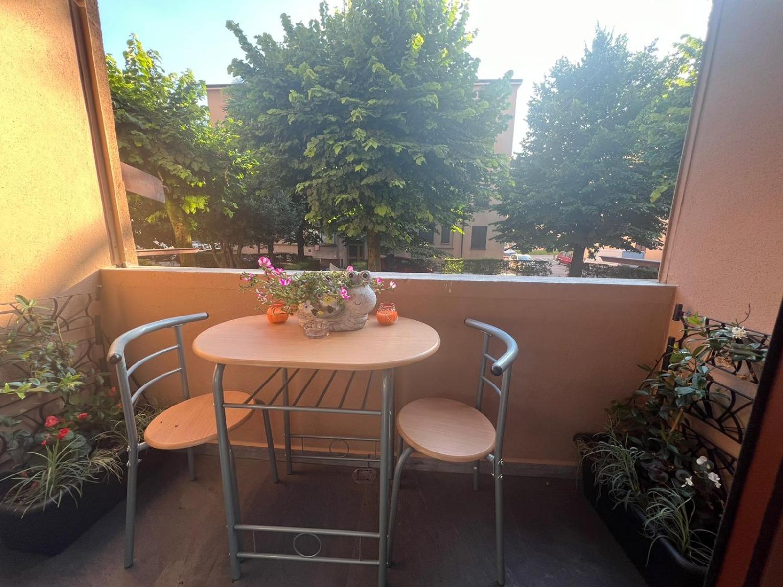 Casa Mappamondo Lecco Bagian luar foto